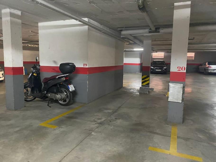 マラガLujoso Piso Centro Aparcamiento Privado, Terraza & Acアパートメント エクステリア 写真