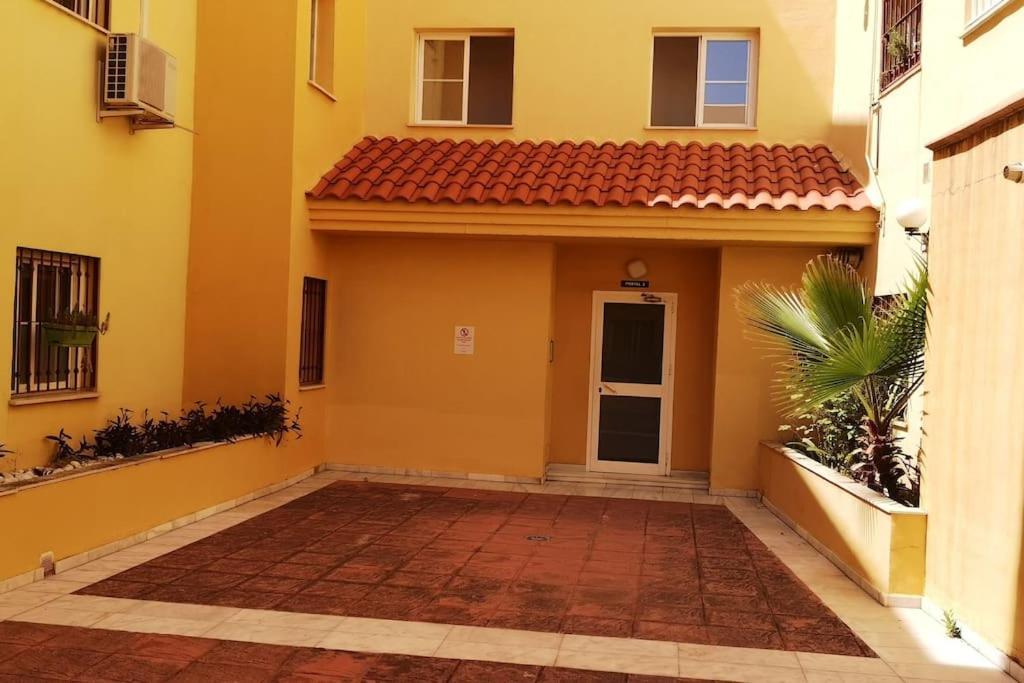 マラガLujoso Piso Centro Aparcamiento Privado, Terraza & Acアパートメント エクステリア 写真
