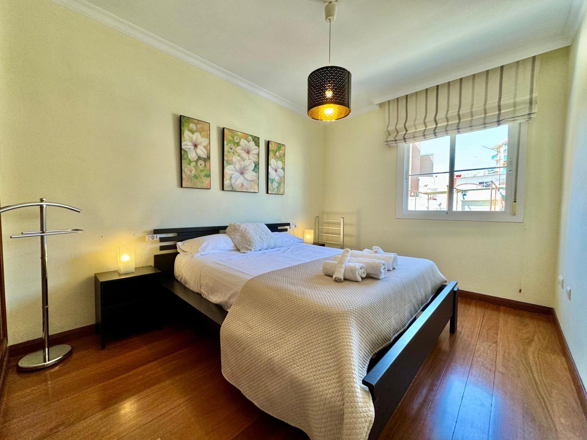 マラガLujoso Piso Centro Aparcamiento Privado, Terraza & Acアパートメント エクステリア 写真